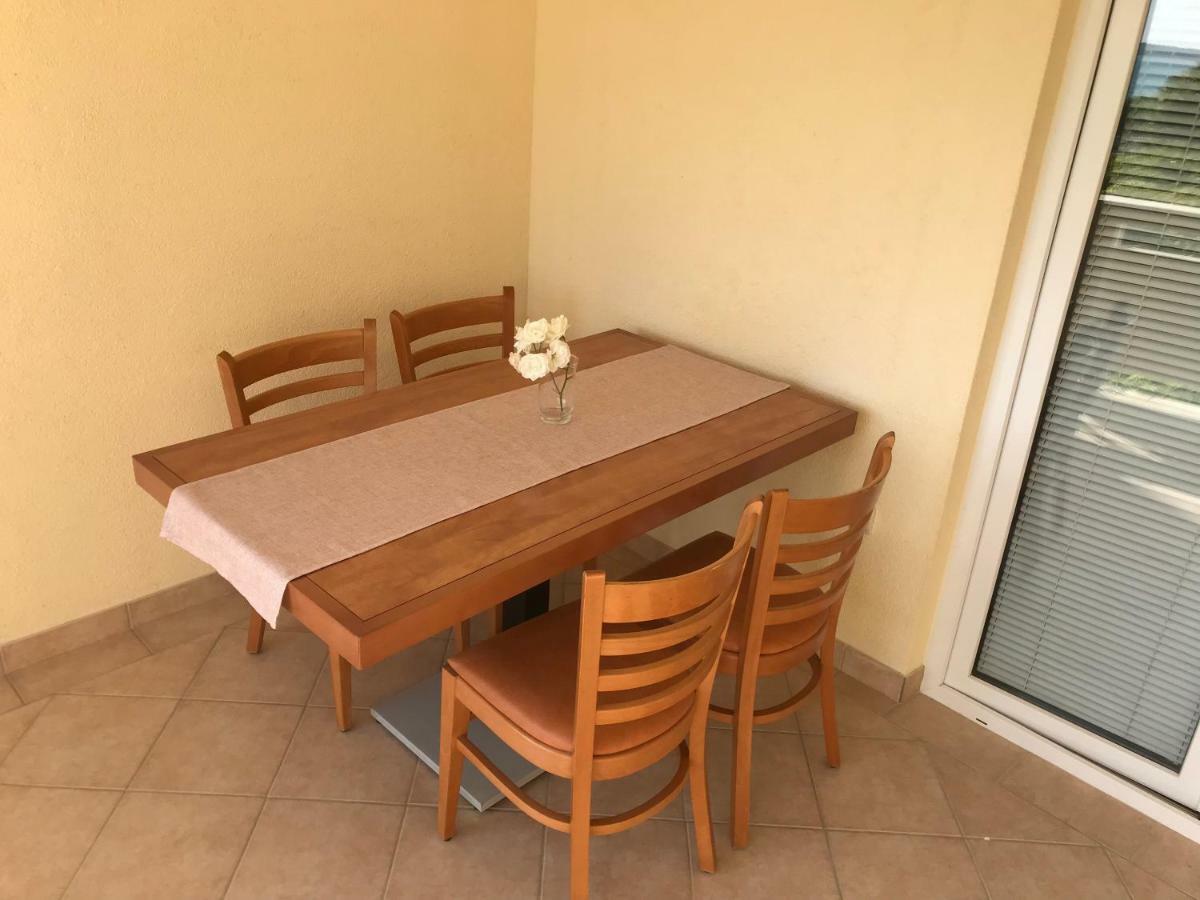 Apartmani Bruno Vrsi Zewnętrze zdjęcie